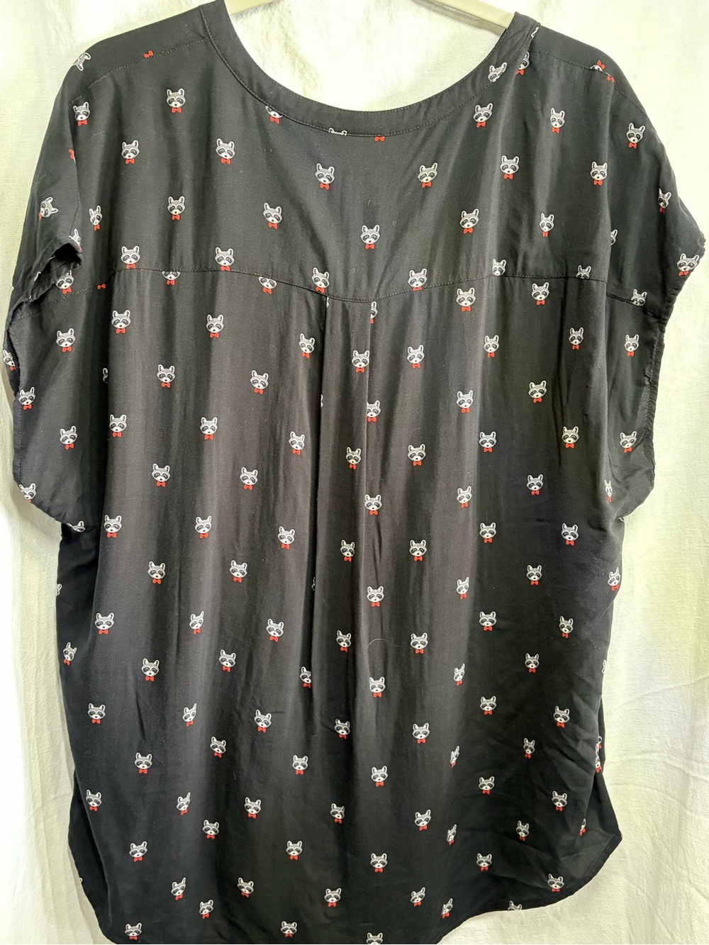 torrid Black Button-Front Shirt with Red & White Motif - Picture 5 of 7